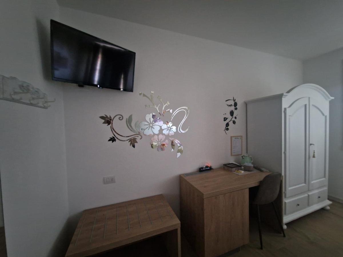 B&B Fiore Ganfardine ภายนอก รูปภาพ